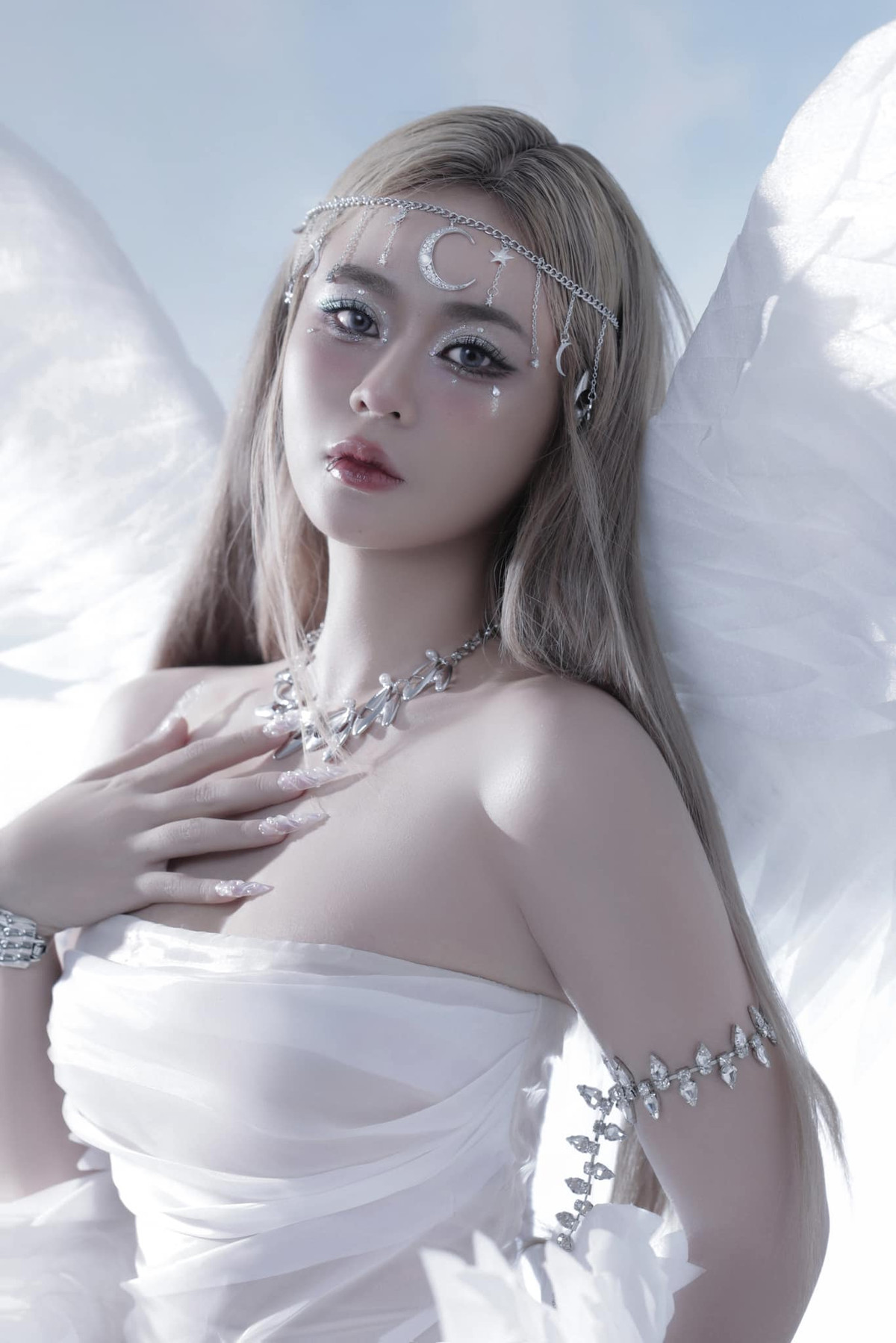 Nổi tiếng nhờ chơi game giỏi cùng cá tính mạnh nhưng không chỉ vậy, Misthy cũng có những nét duyên dáng và vẻ ngoài ngày càng thăng hạng.