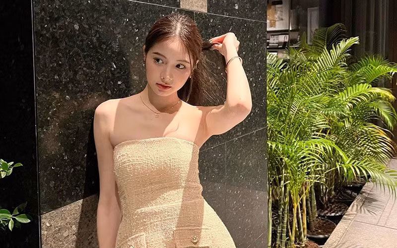 Sở hữu sắc vóc xinh đẹp, đặc biệt là làn da trắng nõn nà, Ice Chawanya được mệnh danh là "ngọc nữ xứ chùa Vàng".