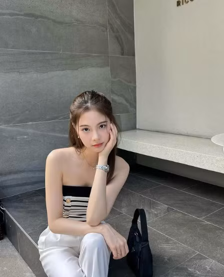 Không những xinh đẹp, phong cách thời trang đặc trưng làm cho Ice Chawanya luôn được chú ý khi là gương mặt sáng giá của làng mẫu tại Thái Lan.