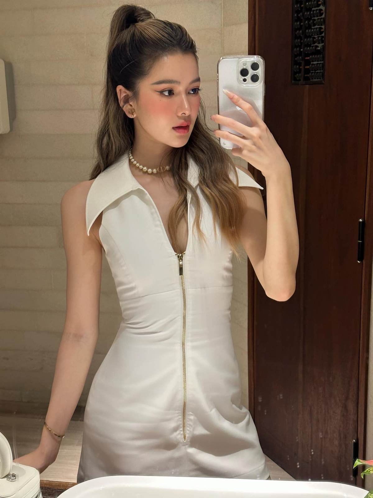 Luôn cố gắng tìm tòi, mày mò sáng tạo nội dung phù hợp với giới trẻ, Đỗ Yên Đan chính là gương mặt triển vọng về mảng làm đẹp.