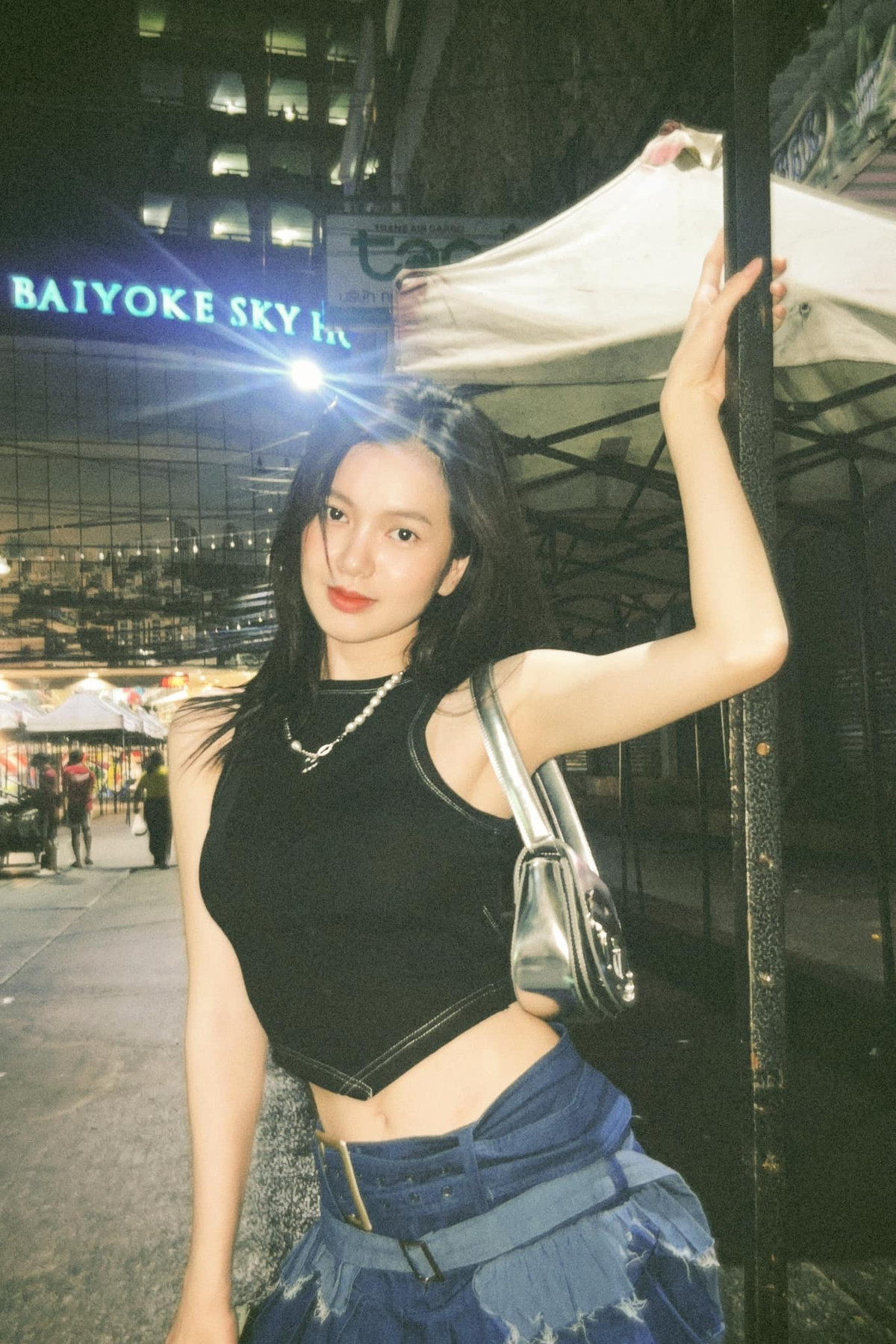 Hot girl sinh năm 1997 là một trong những gương mặt nổi tiếng trên nền tảng TikTok với các clip chăm sóc da và cơ thể thu hút gần 8 triệu lượt yêu thích và gần 400 nghìn lượt follow.