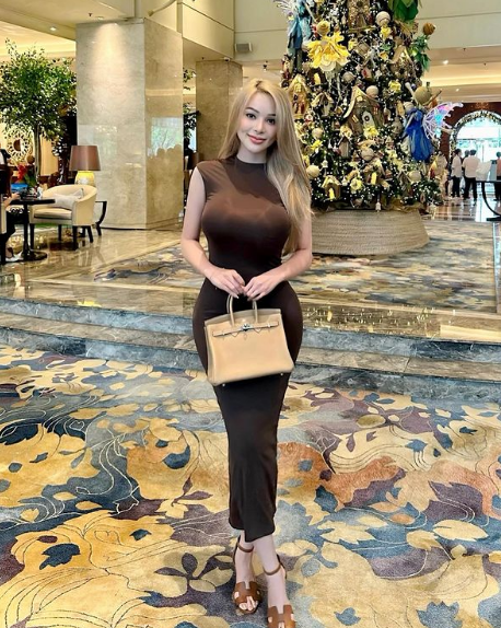 Sunshine Guimary có 1,6 triệu người theo dõi trên Instagram.