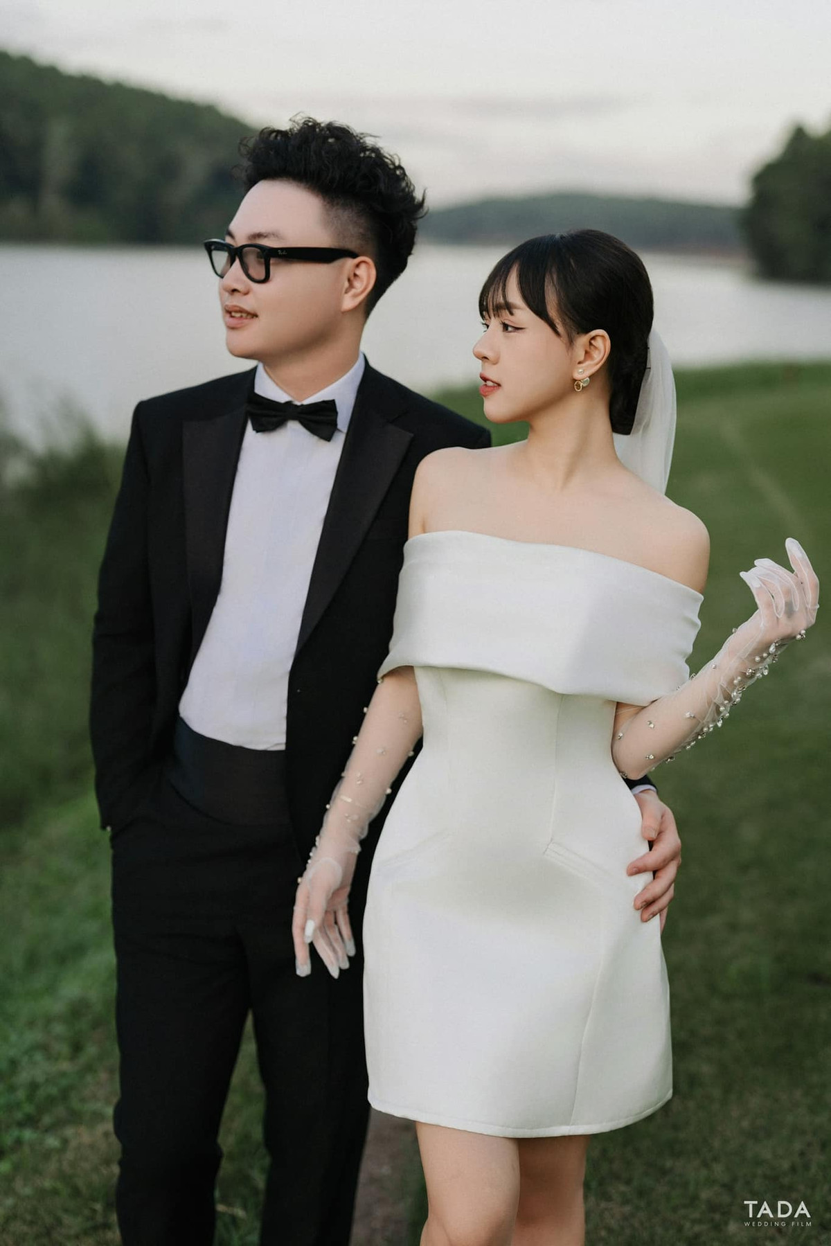 Chồng của nữ MC sinh năm 1999 là Dave Nguyễn (tên thật Thiệu Khang) sinh sống và làm việc tại Úc. Trước đó, anh từng có thời gian làm quản lý, hỗ trợ xử lý công việc cho Thảo Trang.