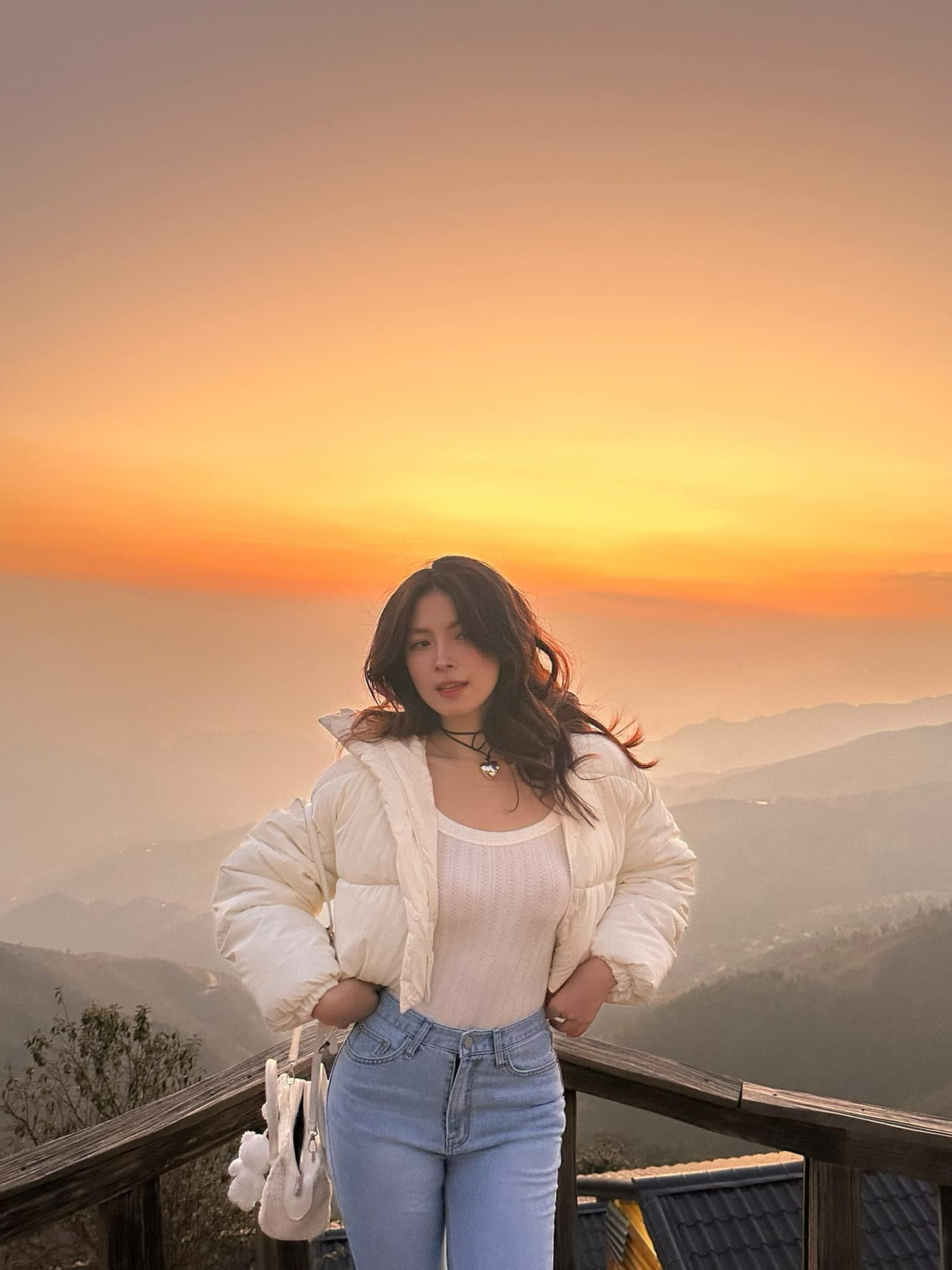 Hiện tại, hot girl 2K đang sở hữu hơn 433 ngàn lượt theo dõi.