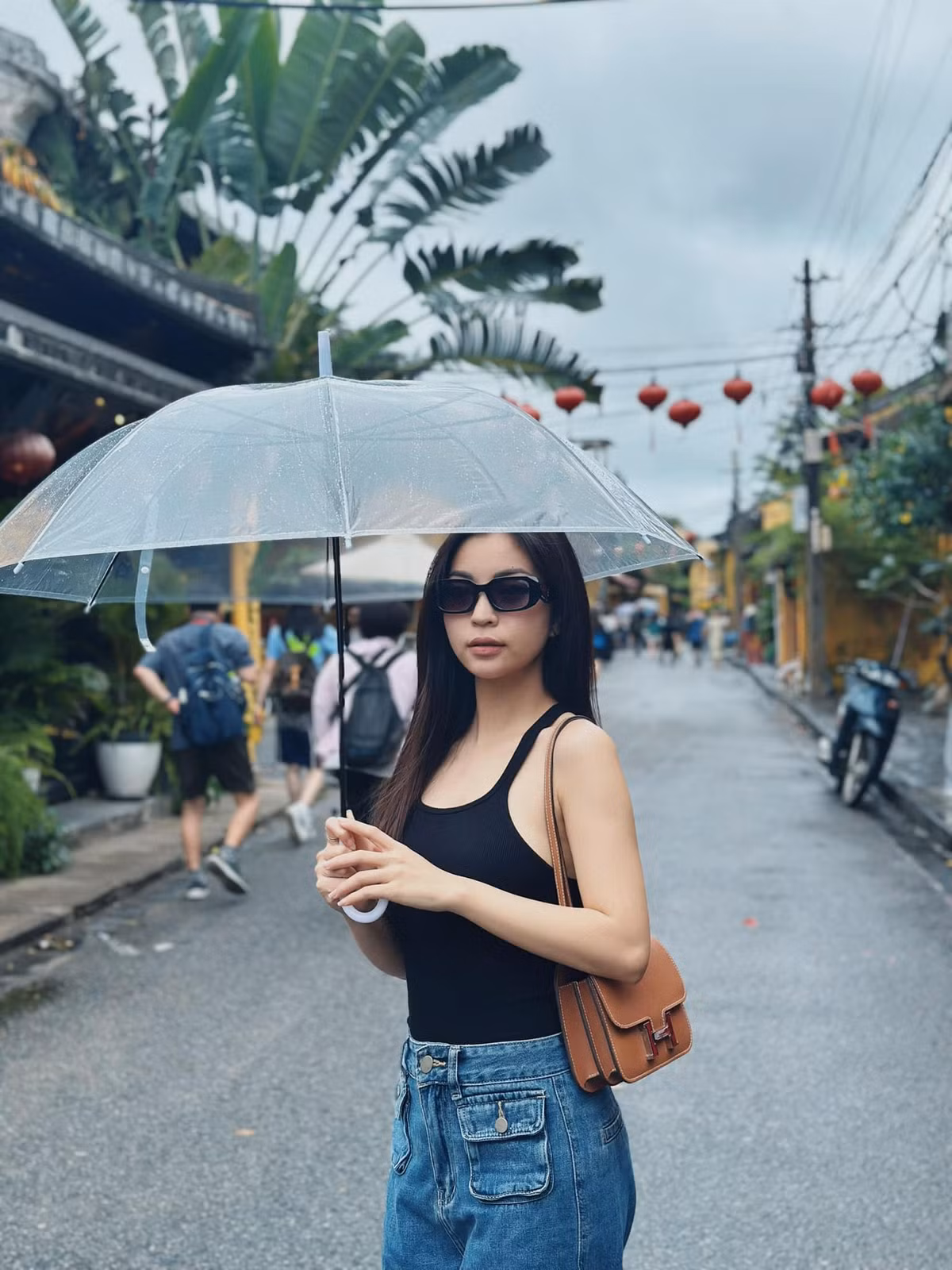 Trước Chu Thanh Huyền, Quang Hải có tình trường dày đặc, nhưng cô bạn gái cũ khiến netizen chú ý hơn cả là Nhật Lê (nickname Lu, sinh năm 1999).