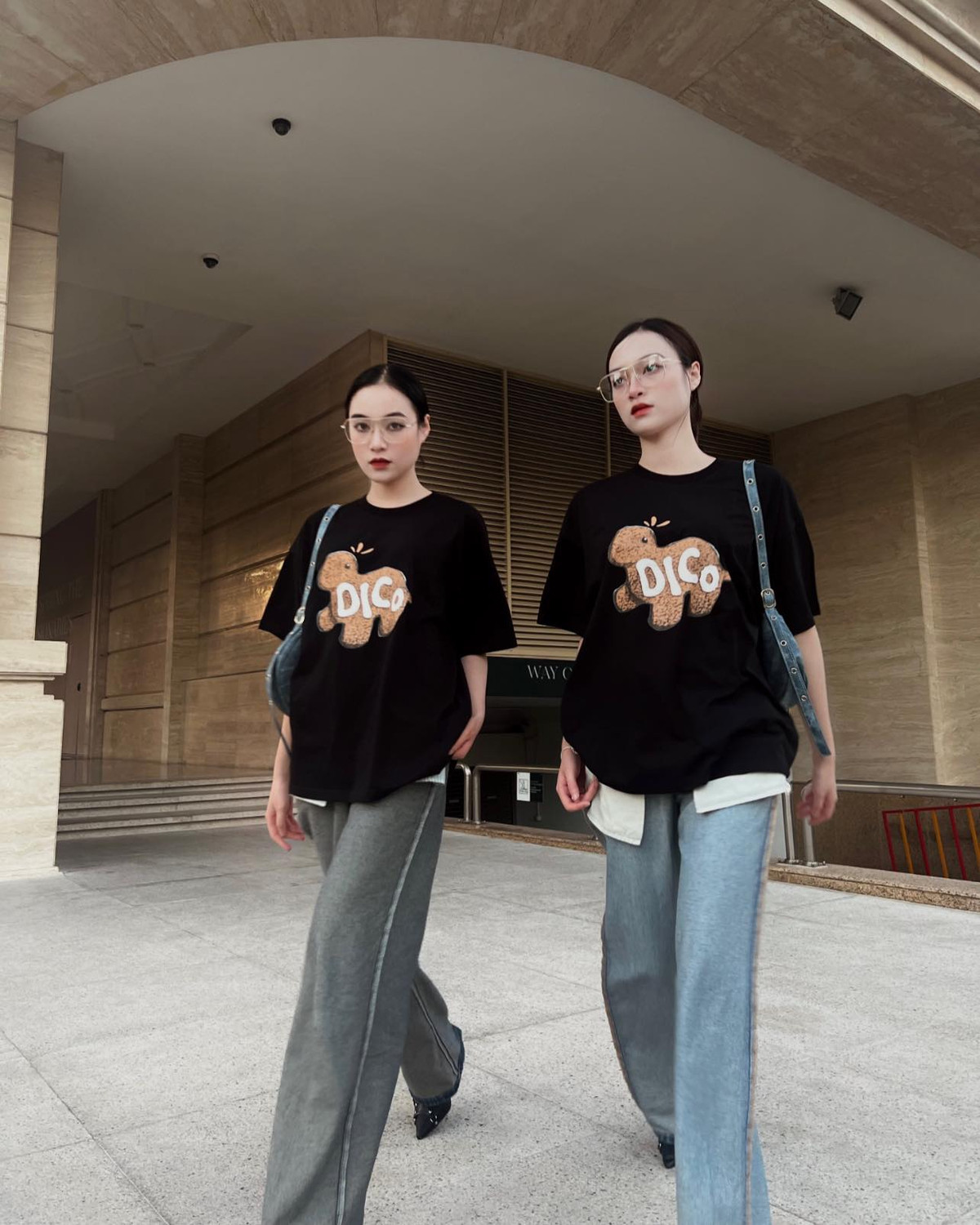 Theo chia sẻ của Ánh Vy, cô theo phong cách bánh bèo còn Nhật Vy sẽ cá tính, mạnh mẽ hơn nhiều. Nhưng tính cách của hai chị em vừa trái ngược nhau, vừa khác hoàn toàn với bề ngoài. Ảnh: FBNV