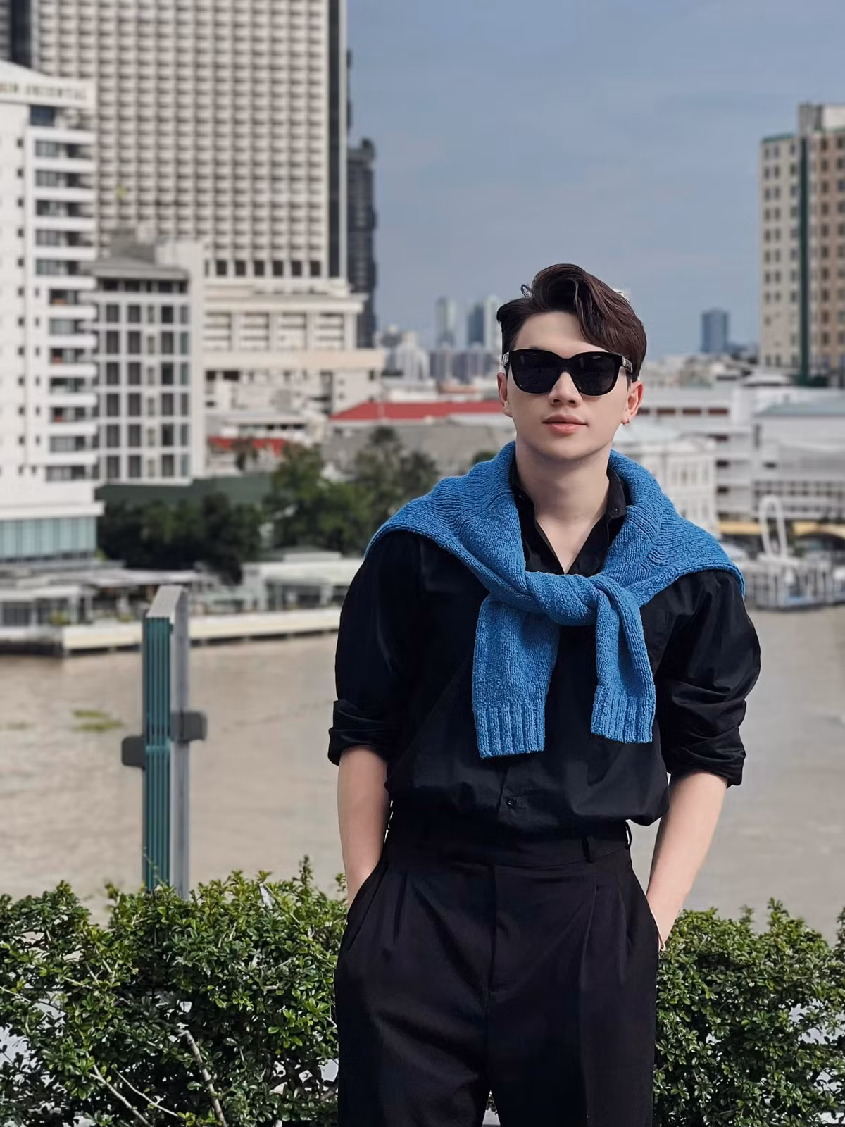 Ngoài bồi dưỡng kiến thức về báo chí, truyền thông, nam sinh Ngoại giao còn dự định học thêm về luật và kinh tế để phục vụ cho các kế hoạch cá nhân.