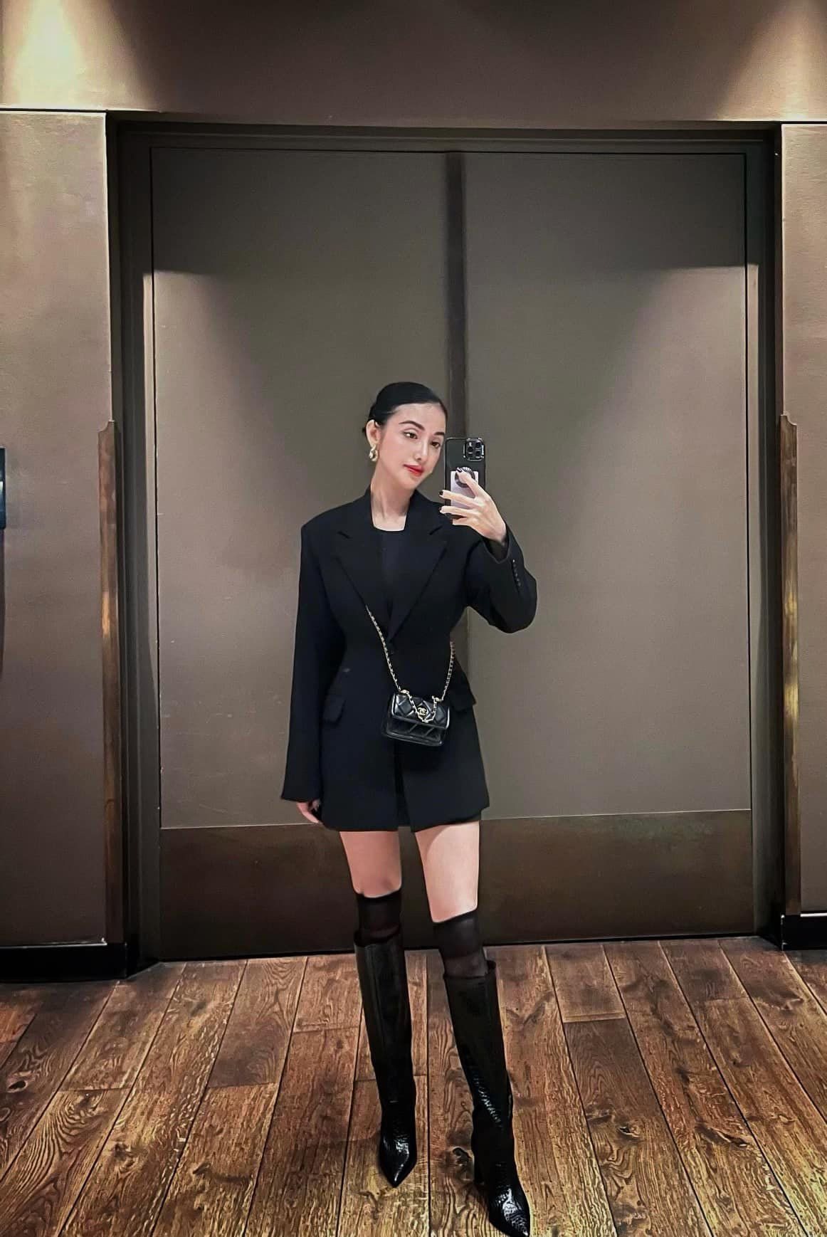 Cuộc sống hôn nhân của Mai Hồ còn khiến nhiều ngưỡng mộ bởi sự giàu có, sang chảnh.