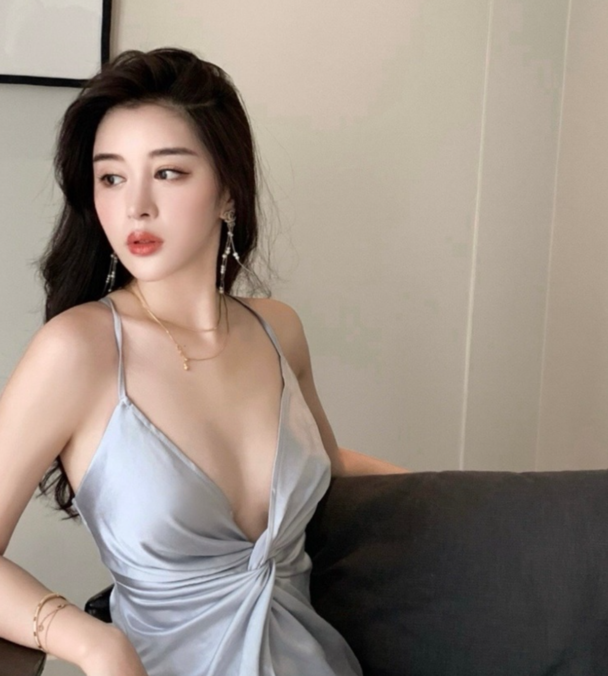 Mỗi shoot hình của cô gần như không có góc chết và luôn được các fan ủng hộ hết mình.