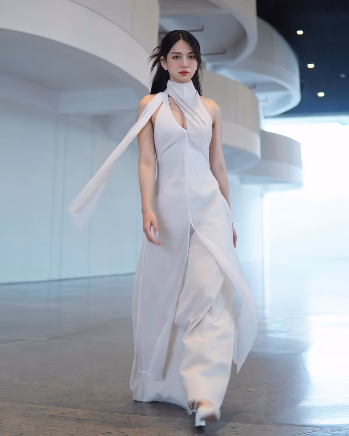 Trước khi trở thành MC, Lê Bống từng gây nhiều ý kiến trái chiều vì phong cách phóng khoáng, ít người dám thử.