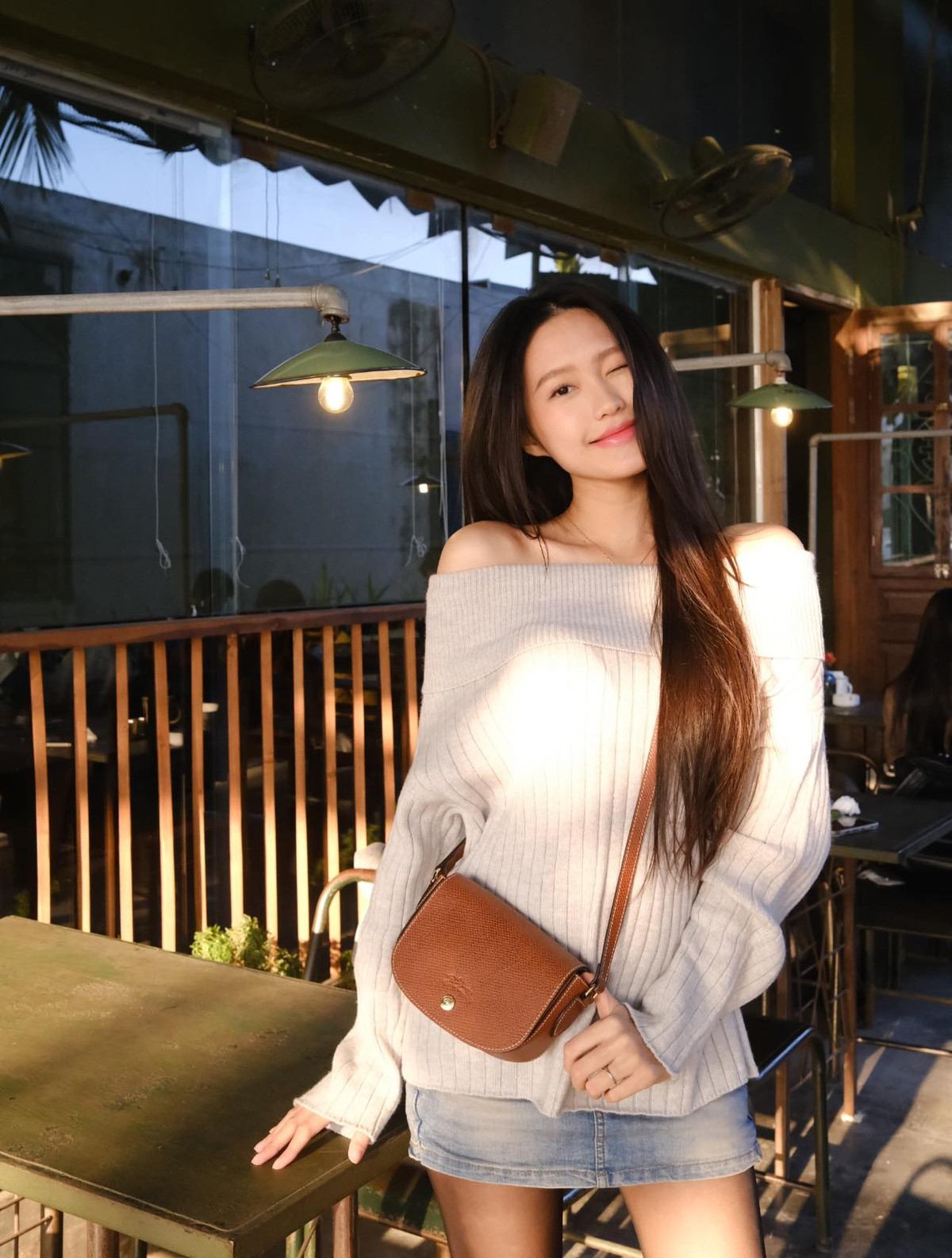 Cư dân mạng dành nhiều sự chú ý cho Doãn Hải My, từ ngoại hình, gương mặt cho đến sự thay đổi nhỏ như kiểu tóc cũng lọt vào tầm ngắm.