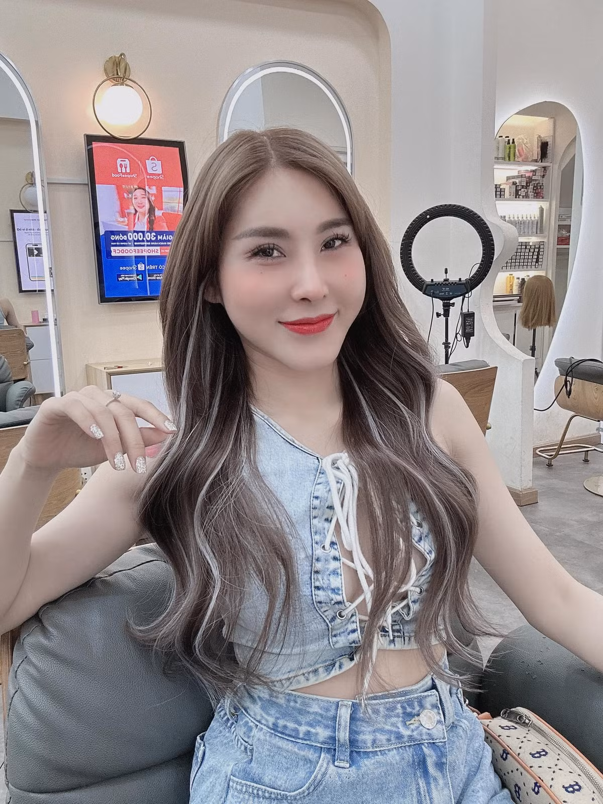 Cô từng chia sẻ về suy nghĩ làm DJ phải ăn mặc kiệm vải, cách nhận định của T Tina đã làm nhiều người gật gù.