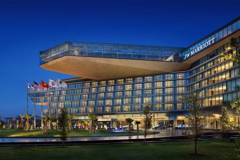 Huy dua F1 o Viet Nam: KS JW Marriott, Grand Plaza, Crown Plaza... bi ton that?-Hinh-4