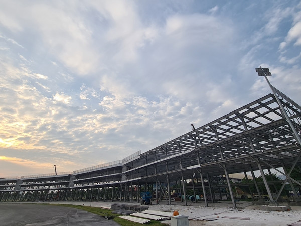 Huy dua F1 o Viet Nam: KS JW Marriott, Grand Plaza, Crown Plaza... bi ton that?-Hinh-2