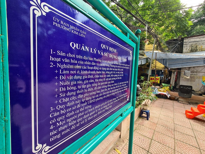 Du an cai tao san cong cong Kim Lien chua nghiem thu thiet bi da hu hong-Hinh-10