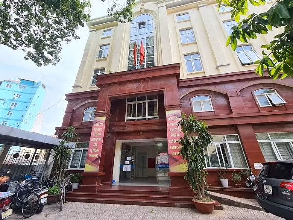 Du an cai tao san cong cong o phuong Kim Lien: Can thanh tra hoat dong dau thau-Hinh-4