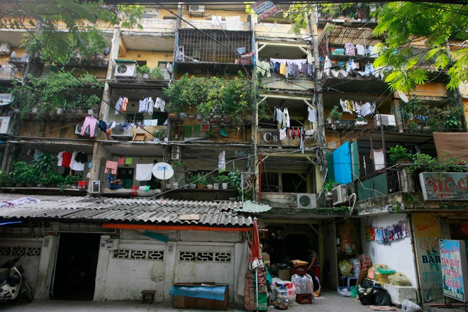 Tam dung quy hoach chung cu cu Giang Vo: HN bao nhieu cong trinh xap xe?