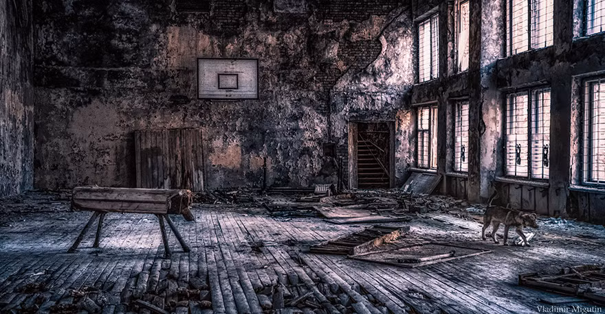 Một căn phòng xưa kia đã từng rất nhộn nhịp.