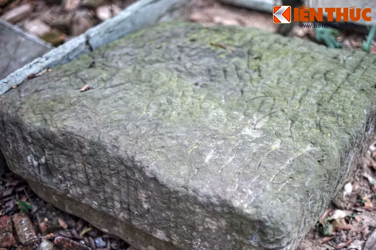 Với những giá trị về văn hóa - lịch sử, nghệ thuật, kiến trúc, chùa Hương Lãng đã được hạng là Di tích kiến trúc nghệ thuật cấp quốc gia vào năm 1974.