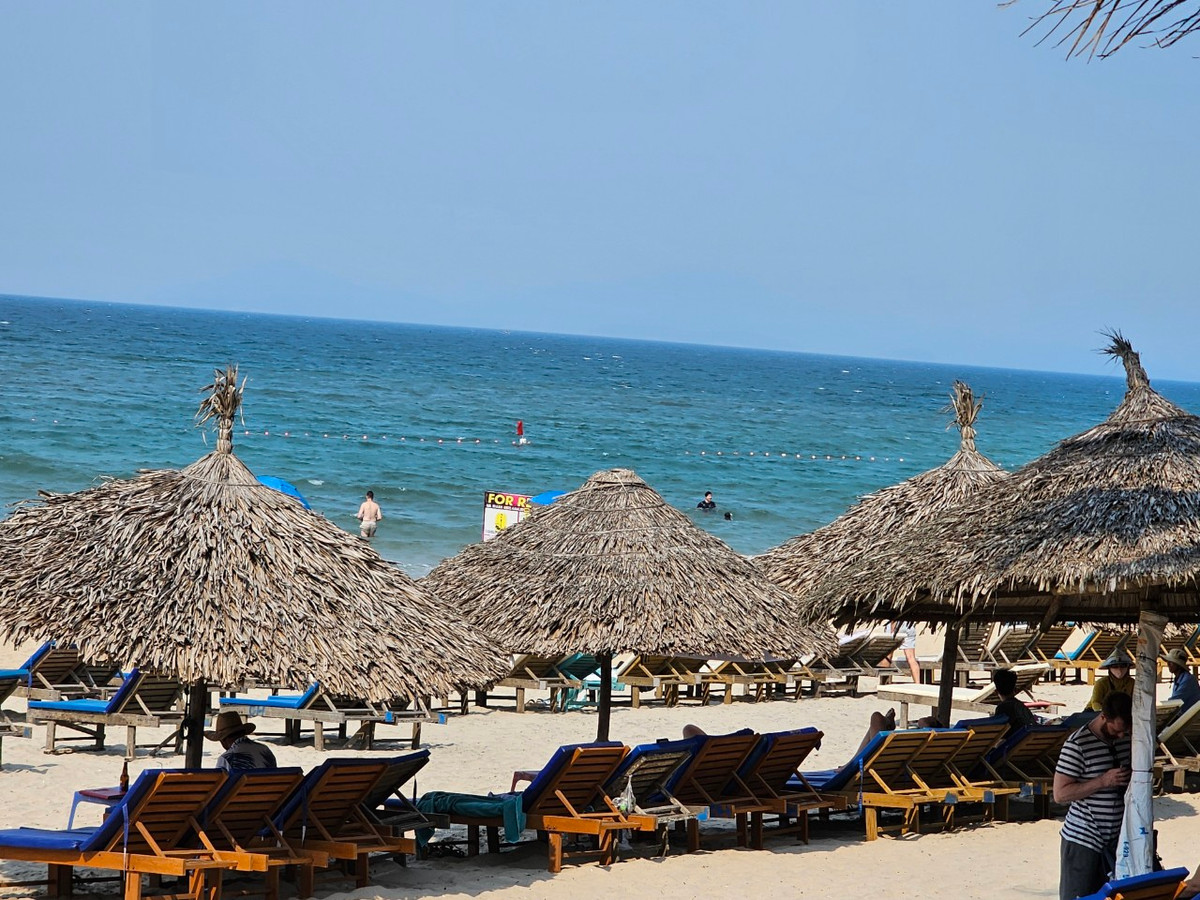 Biển An Bàng xếp thứ 5 trong danh sách Những bãi biển đẹp nhất châu Á 2024 với hơn 7.000 review (đánh giá sau khi trải nghiệm). 