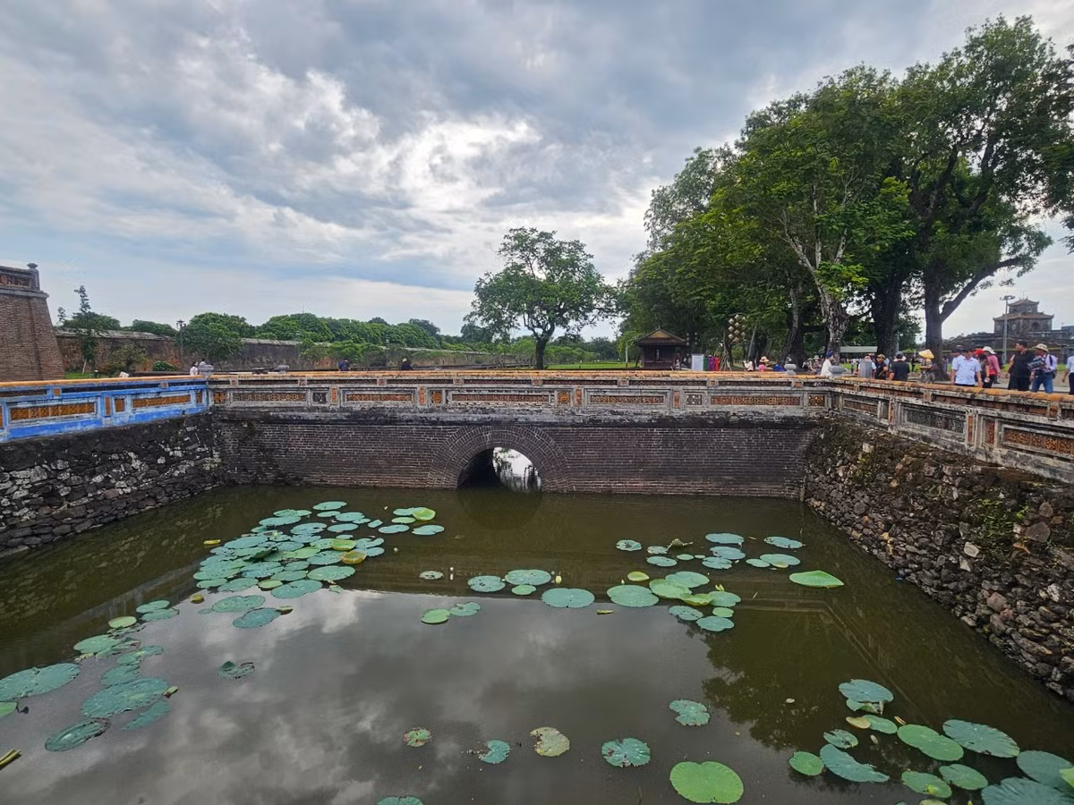 Toàn cảnh Đại Nội Huế còn lưu giữ nhiều dấu ấn đặc sắc của triều đình nhà Nguyễn hàng trăm năm.