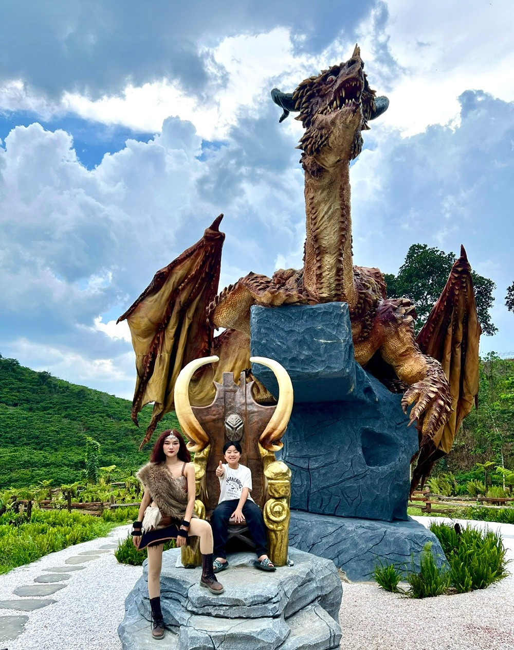 Doc dao cac buc tuong cu dong duoc o Thung lung cac vi than-Hinh-4