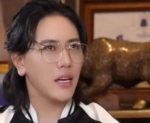 Trung Quoc khoa tai khoan MXH cua nhung nguoi hay pho truong su giau co