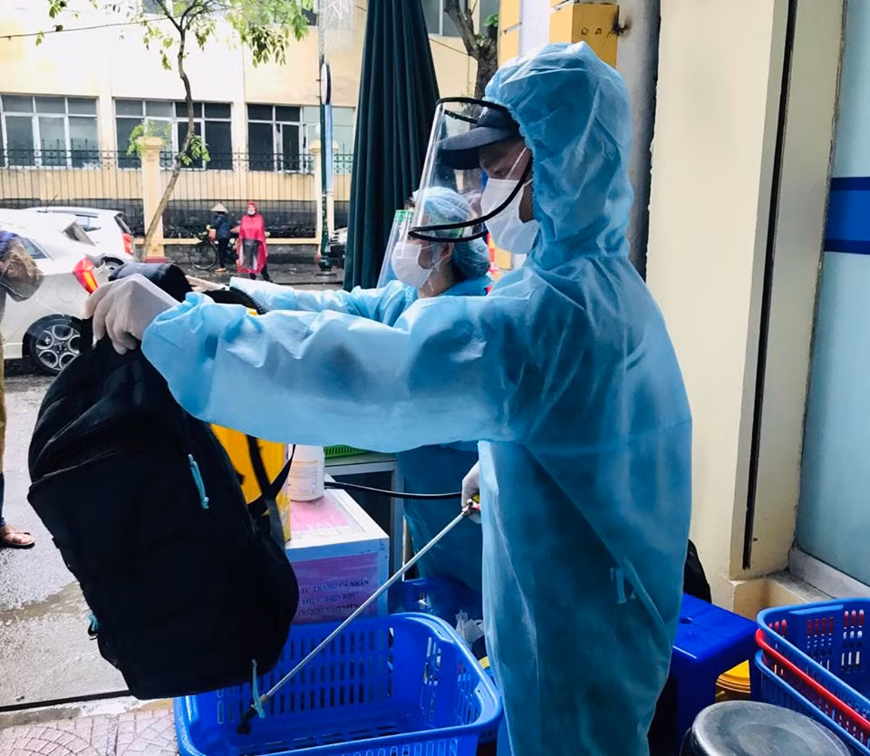 Ha Loi co them 2 truong hop mac COVID-19, Viet Nam 262 ca benh
