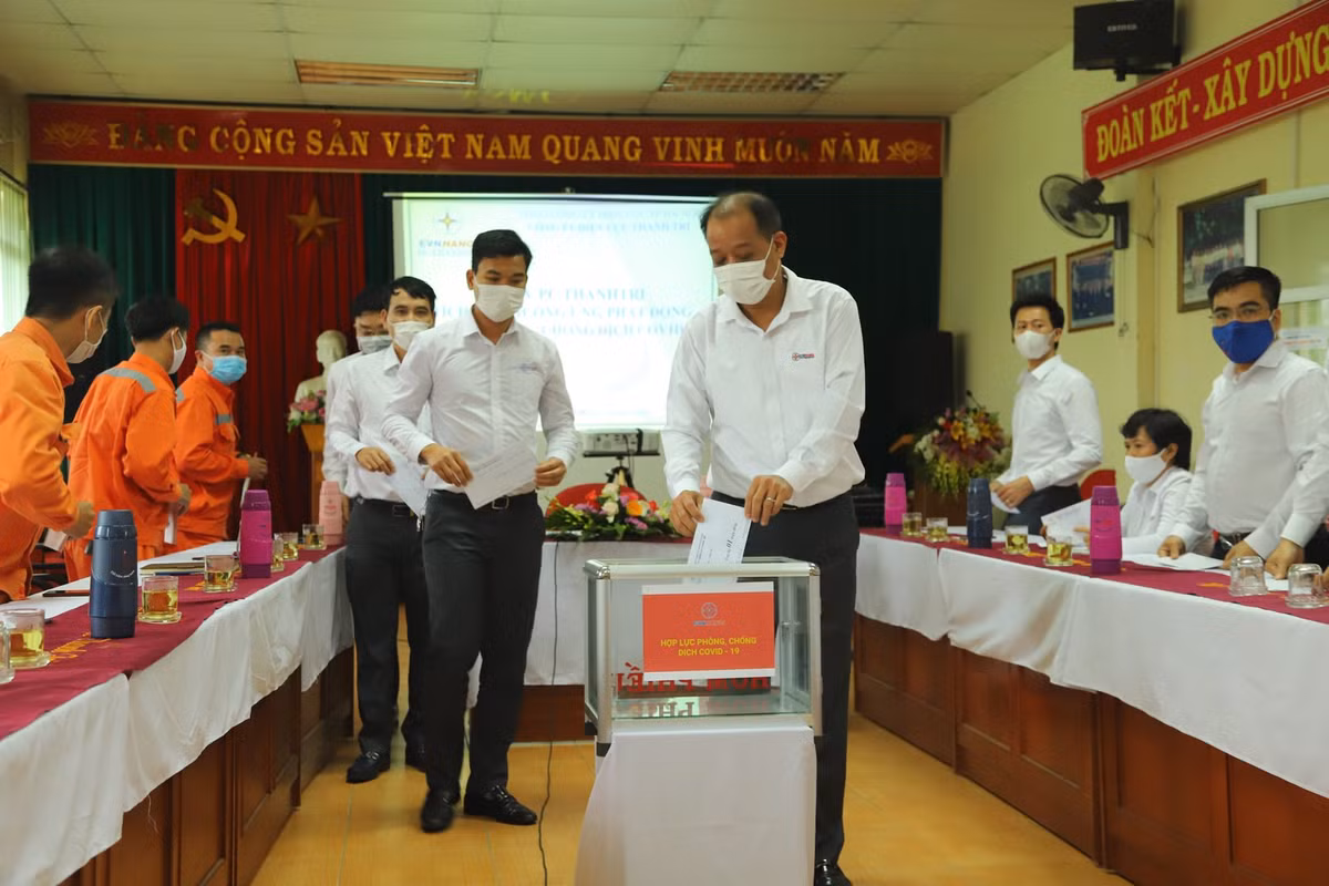 EVNHANOI hop luc day lui benh viem duong ho hap cap-Hinh-3