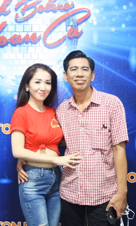 Doi song gio cua “vua phong tra” Duc Minh vua dang quang quan quan-Hinh-4