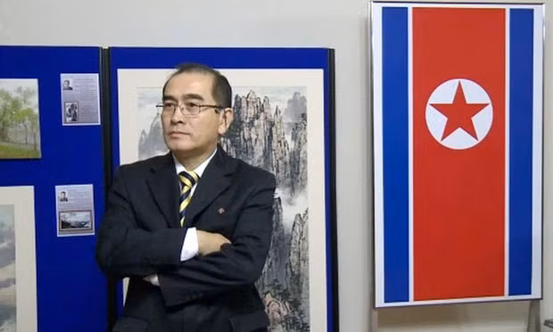 Phó Đại sứ Triều Tiên tại Anh, Thae Yong-ho đã đào tẩu sang Hàn Quốc.