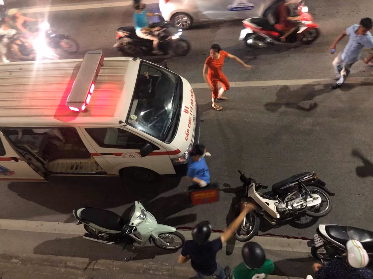 Ha Noi: Lai xay ra tai nan o ham Kim Lien, 1 nguoi nguy kich-Hinh-3