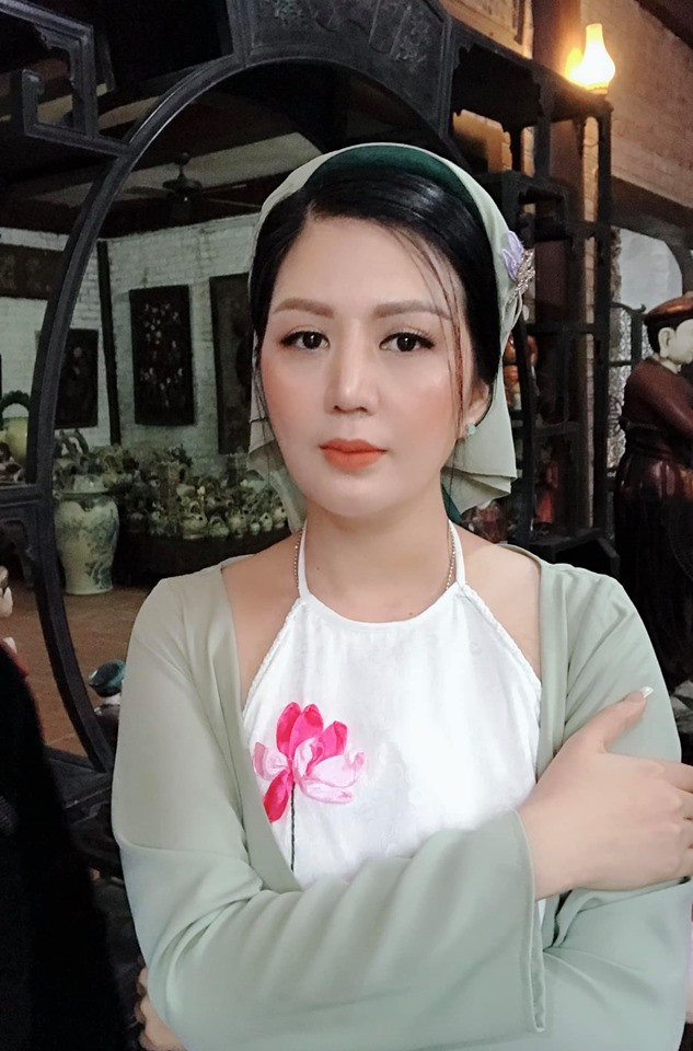 Dinh Hien Anh - ba xa Thu truong mac goi cam, chia se nhu triet ly