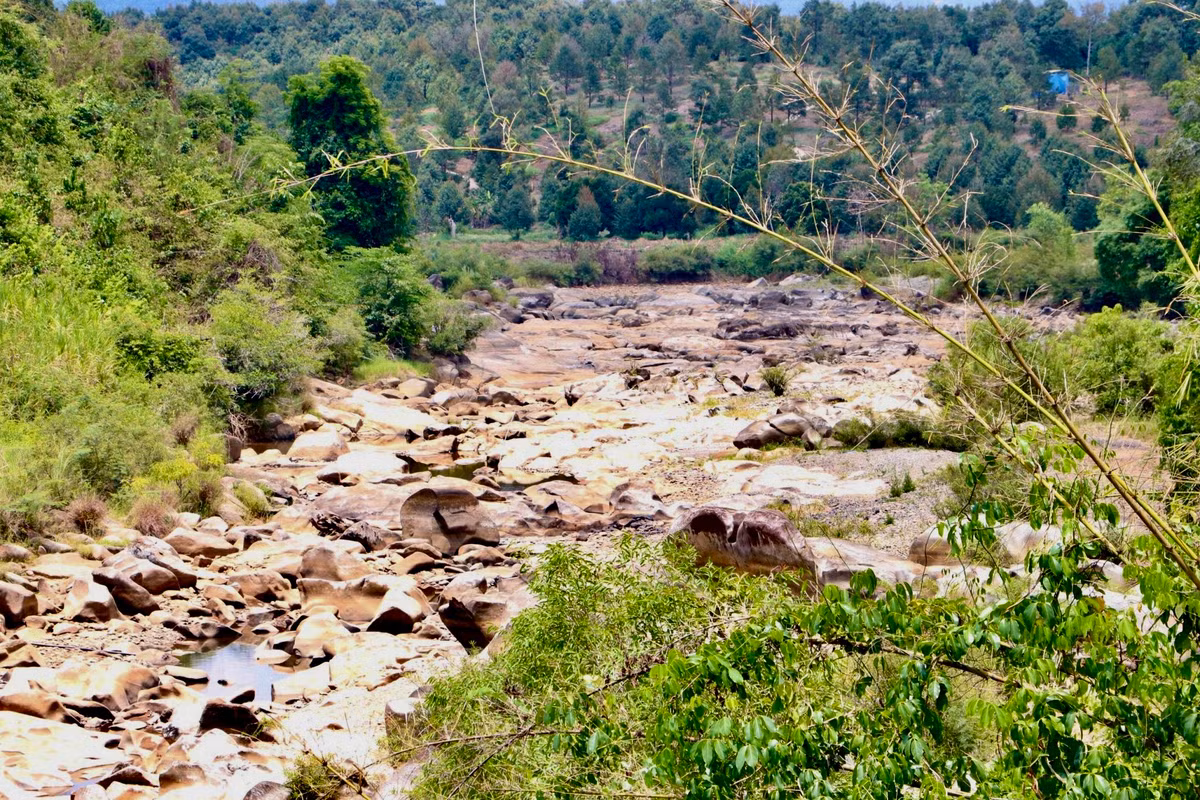 Dòng suối Tiên ở tỉnh Lâm Đồng cạn khô nước