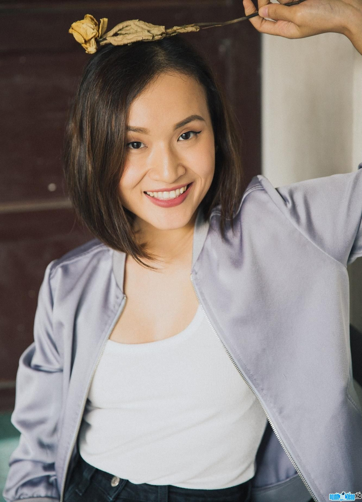 Cô thường làm vlog chia sẻ về kinh nghiệm học tiếng Anh, mẹo hay, các trải nghiệm trong cuộc sống thu hút sự chú ý của nhiều bạn trẻ.