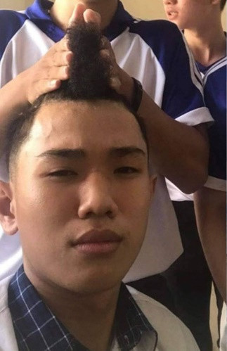 Trí Hào từng có thân hình hơi mập mạp, làn da đen nhẻm, bụng có nhiều mỡ thừa nên cậu bạn lúc đó luôn cảm thấy tự ti về ngoại hình trong suốt những năm tháng đi học.