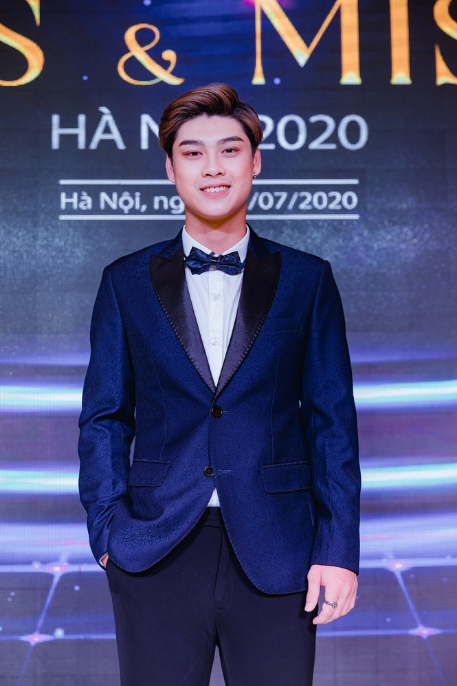 Chia sẻ sau thành công của Miss &amp; Mister, Đức Anh tâm sự: “Thật sự mình rất vui và xúc động. Cảm ơn tất cả mọi người đã luôn ủng hộ và là chỗ dựa vững chắc để mình có được kết quả như ngày hôm nay. Qua chương trình, mình đã trưởng thành hơn rất nhiều. Với mình, không điều gì quý hơn những trải nghiệm mà bản thân có được trong hành trình vừa qua”.