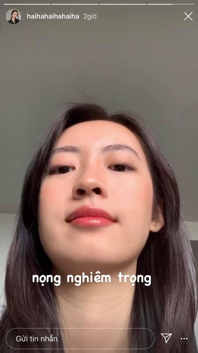 Từ khi yêu Rocker Nguyễn, cặp đôi thường xuyên chia sẻ hình ảnh về những món ăn ngon lên Instagram, và đây chính là lý do khiến Hải Hà có "nọng" như hiện tại.