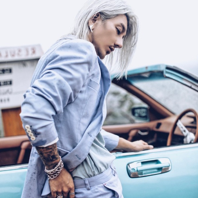 Sự kiên trì của Ngô Tông được đền đáp xứng đáng khi anh đã trở thành "nam thần" trong mắt nhiều người. Anh chàng bày tỏ không hối hận về những quyết định của bản thân. Ngô Tông cho rằng việc thẩm mỹ giúp anh có được thành công trong con đường sự nghiệp đang theo đuổi. Trước sự thẳng thắn và tinh thần cầu tiến của anh, dân mạng không những không dùng lời lẽ đả kích mà còn quay lại ủng hộ.