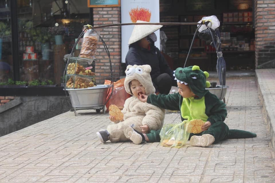 Được biết, đây là bộ ảnh do ông bố trẻ Dương Khánh Lâm thực hiện cho 2 con của mình, anh và gia đình hiện đang sống và làm việc tại Đà Lạt.