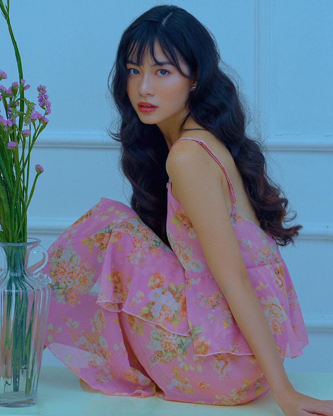 Vi Nguyễn tạo được phong cách riêng giữa làng mẫu trẻ đang xuất hiện với mật độ ngày càng dày đặc hiện nay.