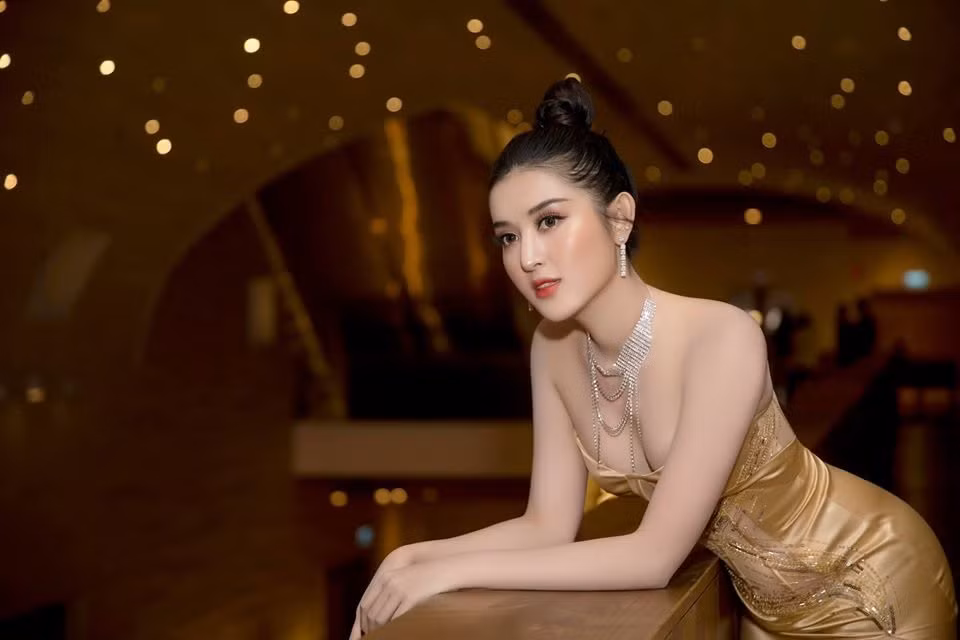 Ngoại hình của cô cũng vô cùng ấn tượng, việc cô xuất hiện trong danh sách đề cử đã nhận về rất nhiều lời chúc mừng, bình chọn từ người hâm mộ.