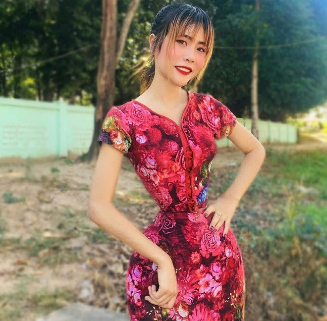 Đáp lại những tin đồn về mình, Su Naing khẳng định cô không chỉnh sửa ảnh và cũng chưa từng can thiệp dao kéo lên cơ thể. Cô nàng 23 tuổi nói rằng thân hình, đặc biệt là vòng eo, của cô là "hoàn toàn tự nhiên" và "được di truyền từ bố mẹ".