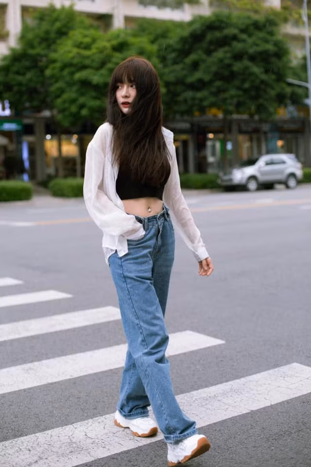 Phi Linh là gương mặt mẫu ảnh được nhiều bạn trẻ và các nhiếp ảnh gia săn đón.