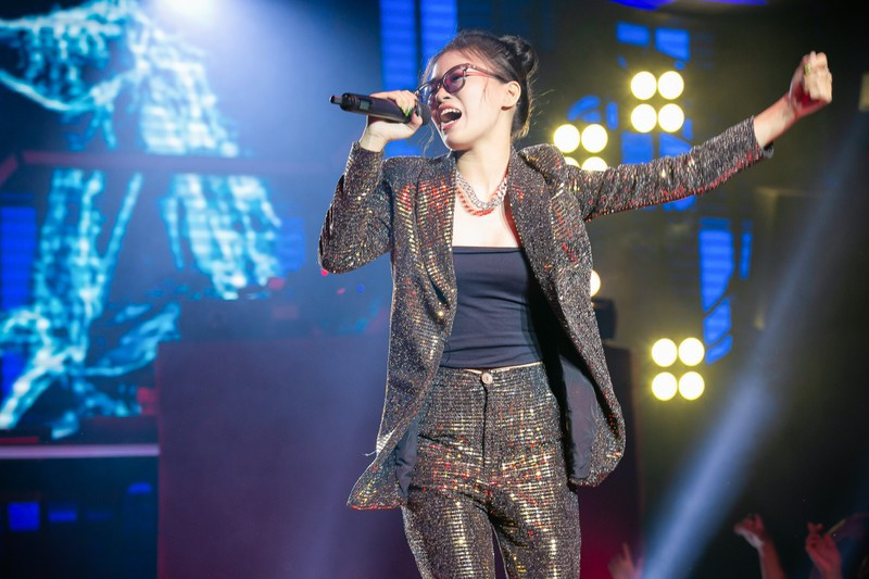 Cô gái người Tuyên Quang từng là rapper nổi tiếng với những tác phẩm triệu view như: "Ganh", "2 phút hơn", "Lạy ông lạy bà"...