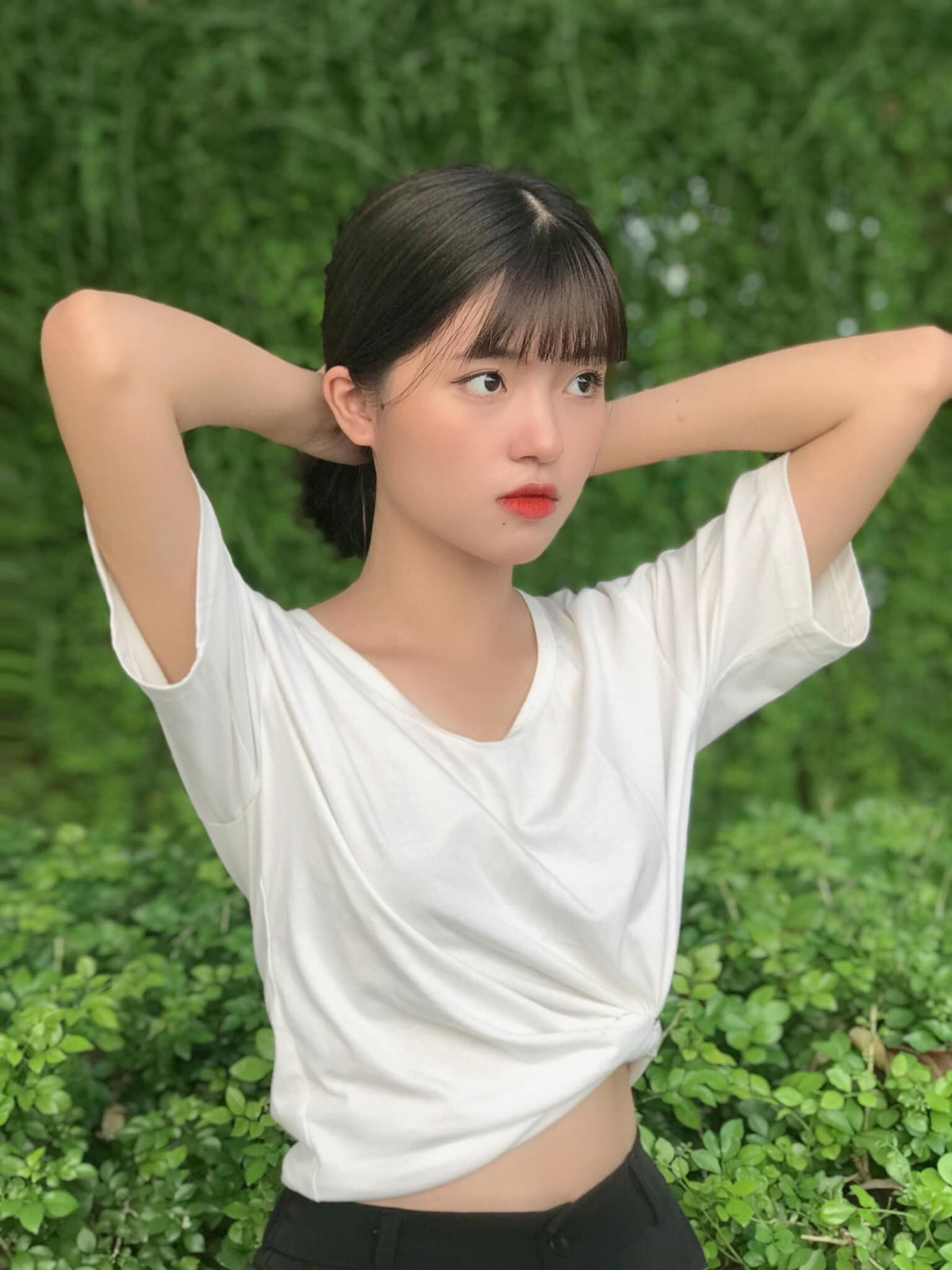 Hương Ly cũng rất yêu thích các công việc thiện nguyện, bởi khi giúp đỡ được ai đó cô cảm thấy cuộc sống này trở nên có ý nghĩa hơn.