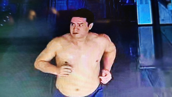 Nghi van cau thu Khuong Quoc Tuan tron cach ly: Tung dinh dam the nao?-Hinh-2