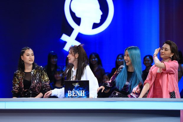 Trong tập phát sóng mới nhất của chương trình Sao Hỏa Sao Kim với chủ đề "Mình chơi bạn hết lòng, bạn chơi mình hết hồn", khách mời là hot girl Quỳnh Anh Shyn đã có những chia sẻ về vấn đề tình bạn gây chú ý.