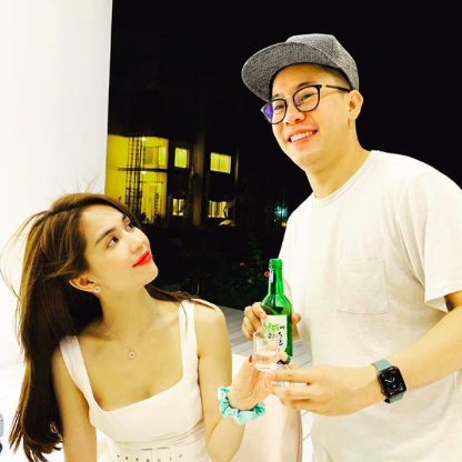 Bên nhau đã lâu, Ngọc Trinh và anh chàng thường xuyên sát cánh trong mọi sự kiện, cuộc vui.