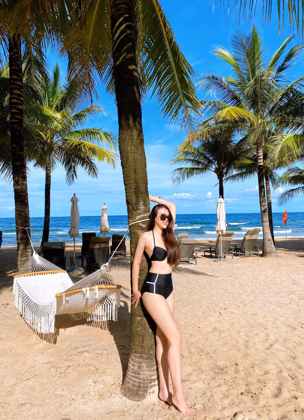 Sở hữu gương mặt khả ái, nụ cười thân thiện cùng body không phải dạng vừa, Thùy Anh được hứa hẹn sẽ là nhân tố bất ngờ trong cuộc thi.